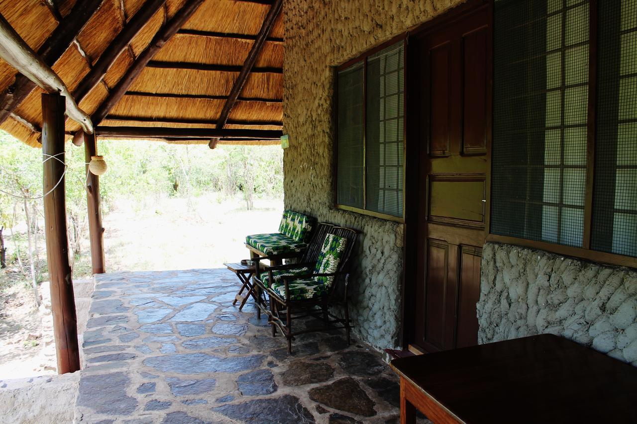 Camp Bastian Mikumi Villa Bagian luar foto