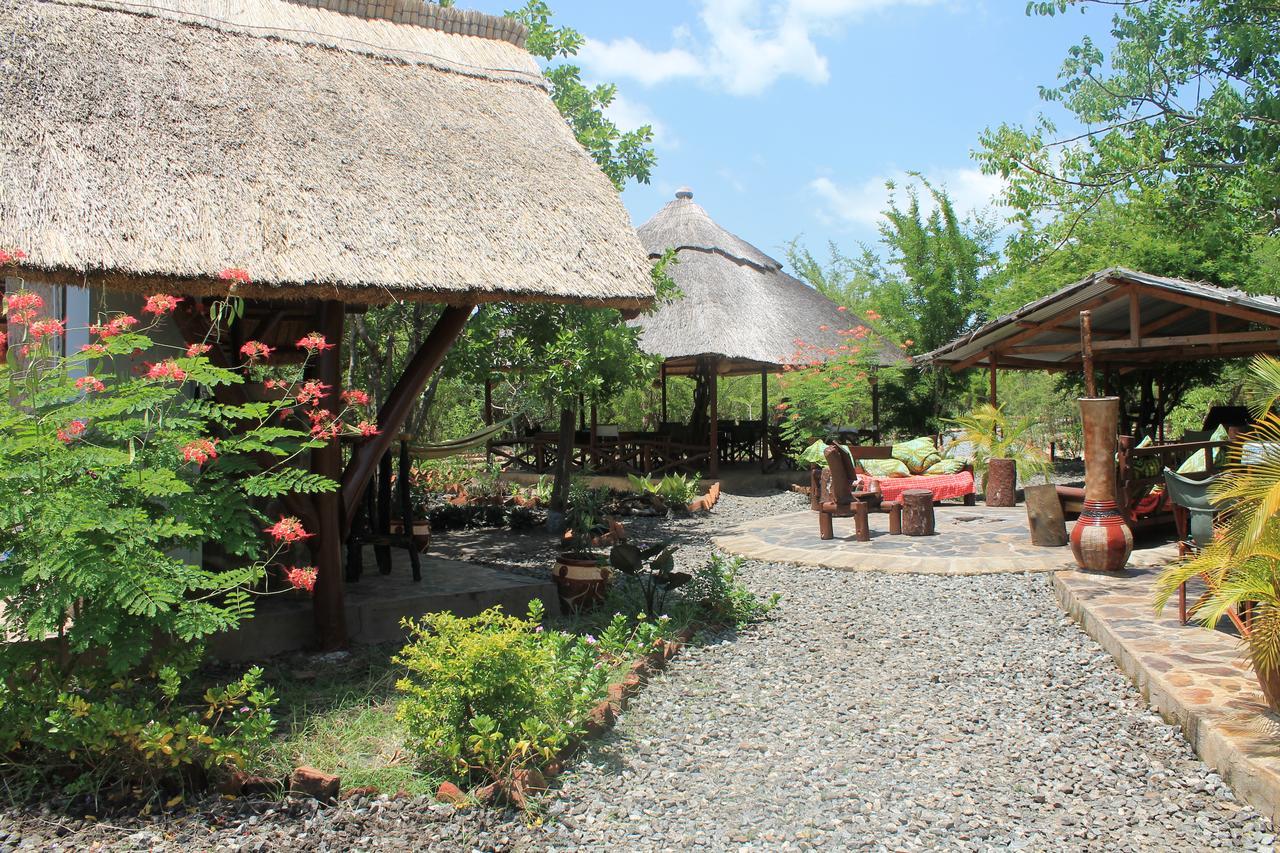 Camp Bastian Mikumi Villa Bagian luar foto