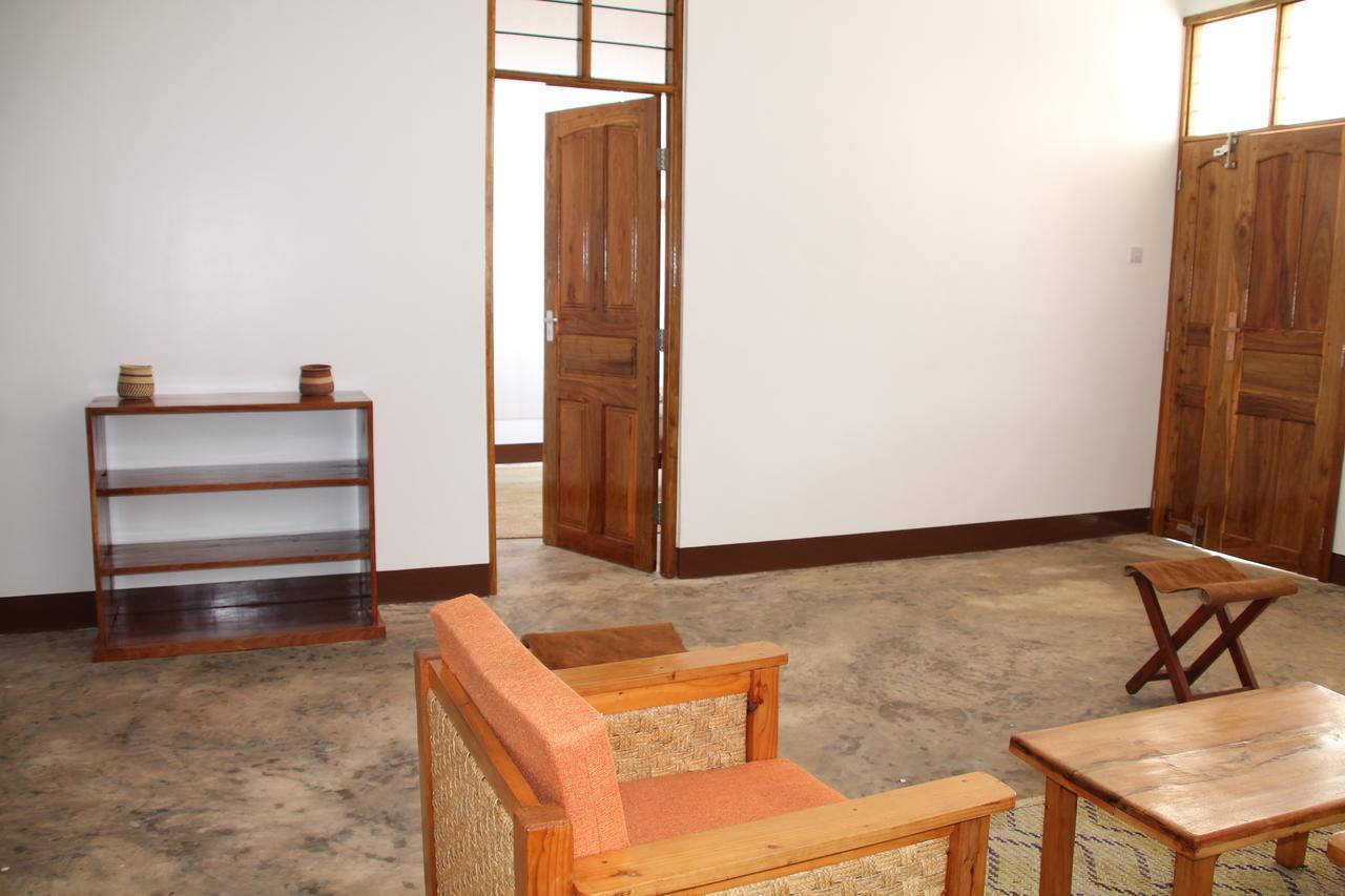 Camp Bastian Mikumi Villa Bagian luar foto